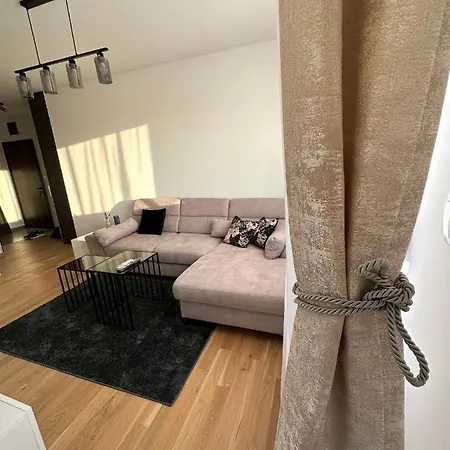 Apartment Ema